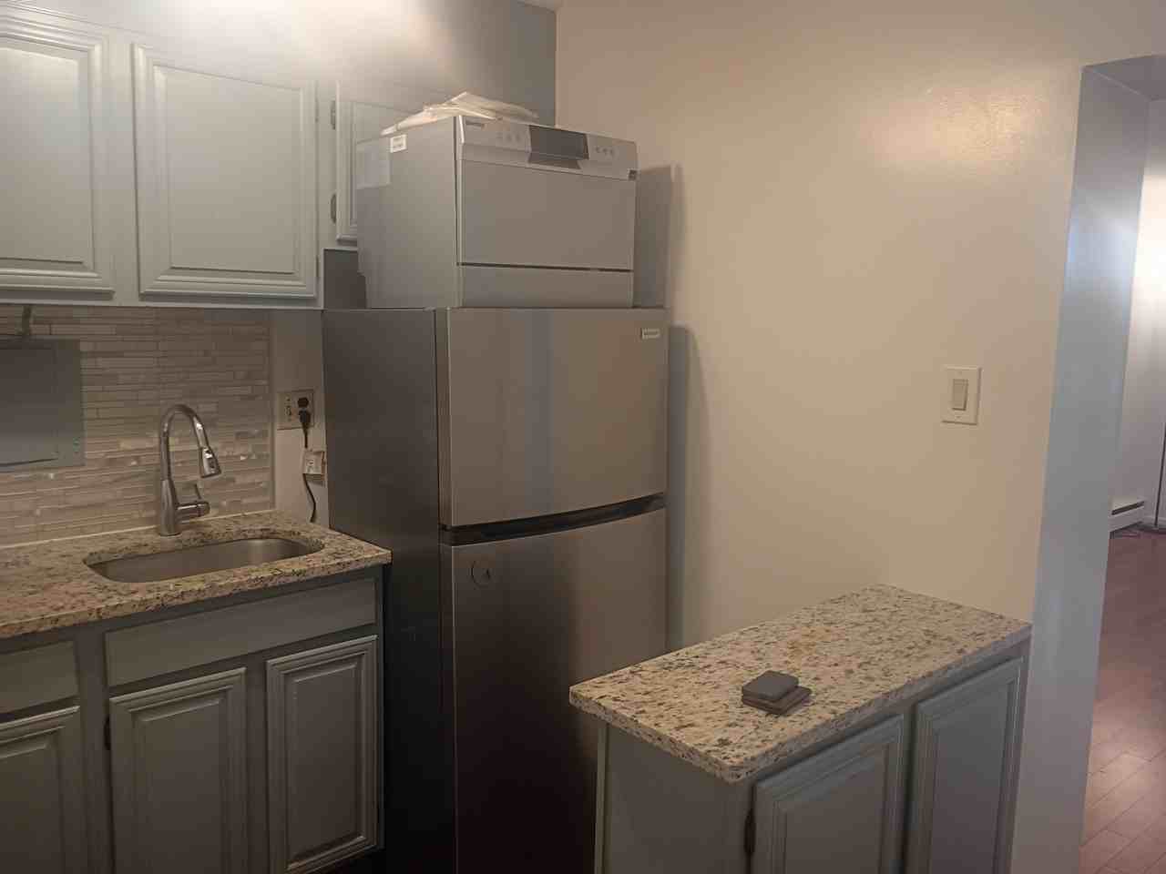 1250 4th St Se #1 - Photo 3 of 19
