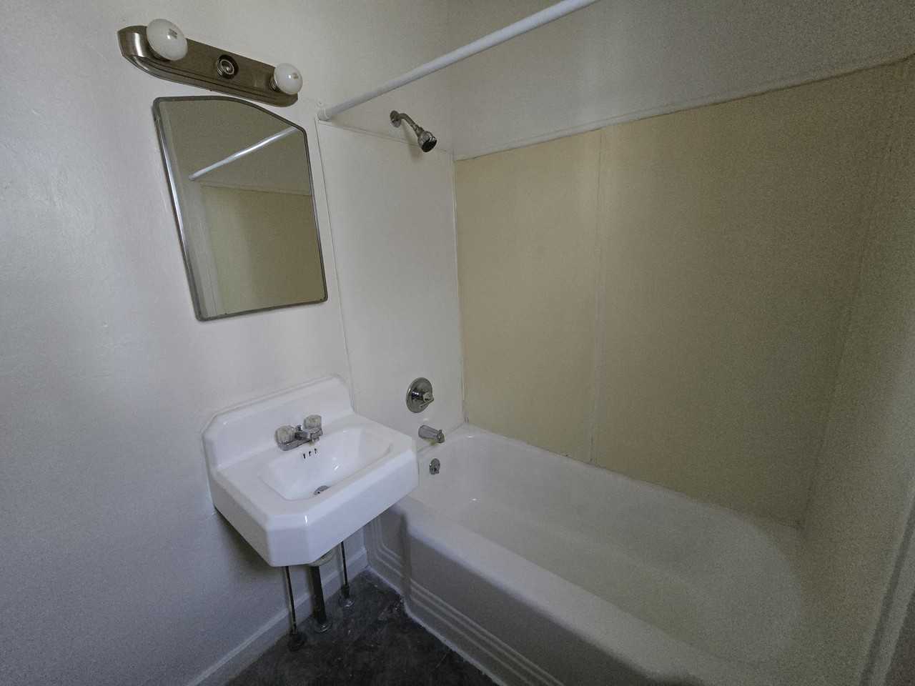 61 E Main St #4 - Photo 4 of 12