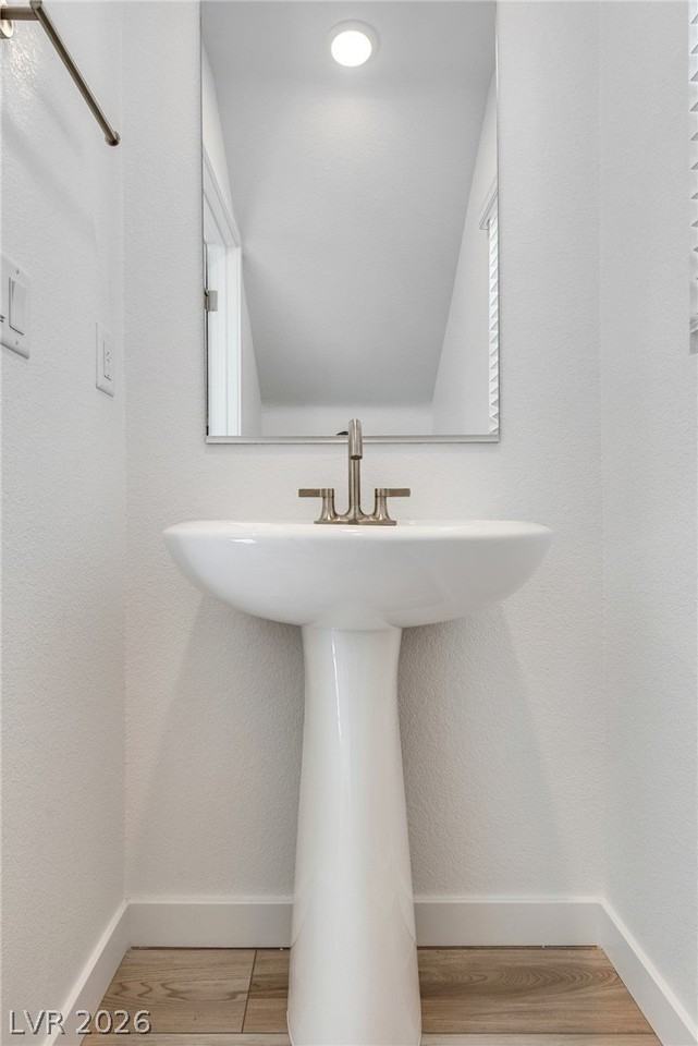 10733 Rhinehill Ave - Photo 6 of 20