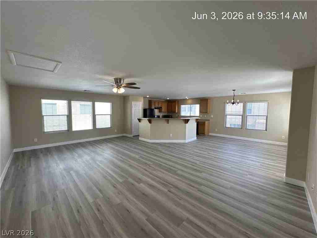 9754 Splendor Sky Ave - Photo 4 of 42