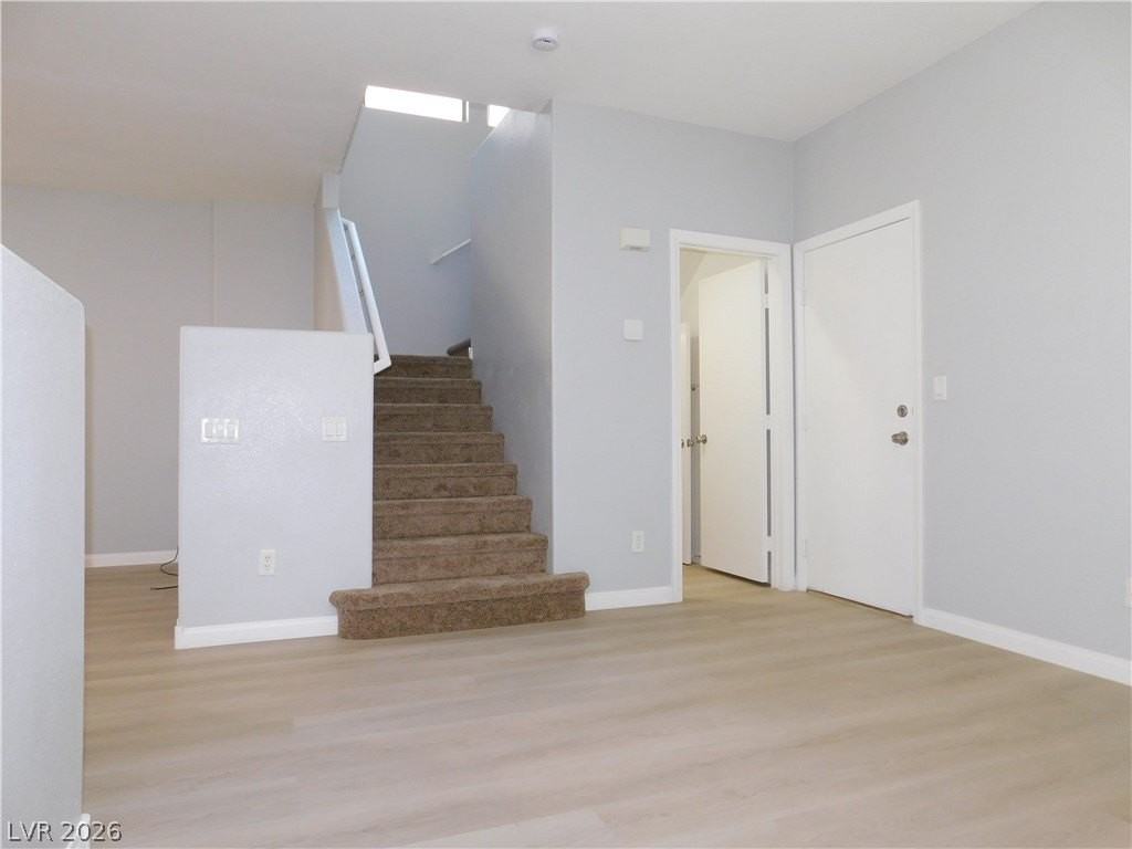 6444 Raven Hall St - Photo 5 of 40