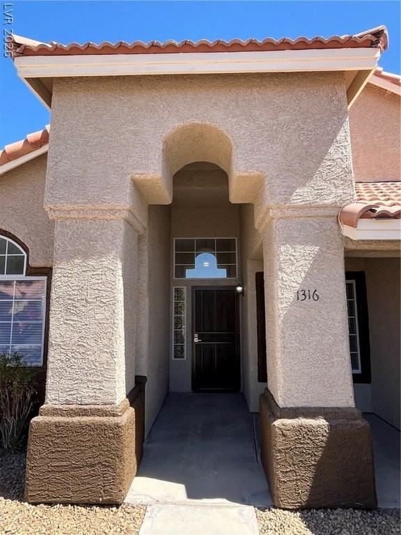 1316 Royal Creek Ct - Photo 2 of 27