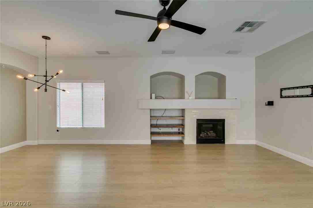 8909 Houston Ridge Ave - Photo 6 of 45