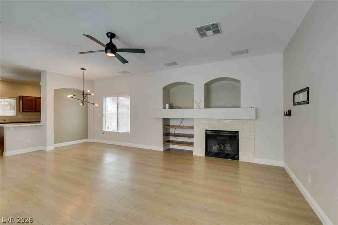 8909 Houston Ridge Ave - Photo 7 of 45