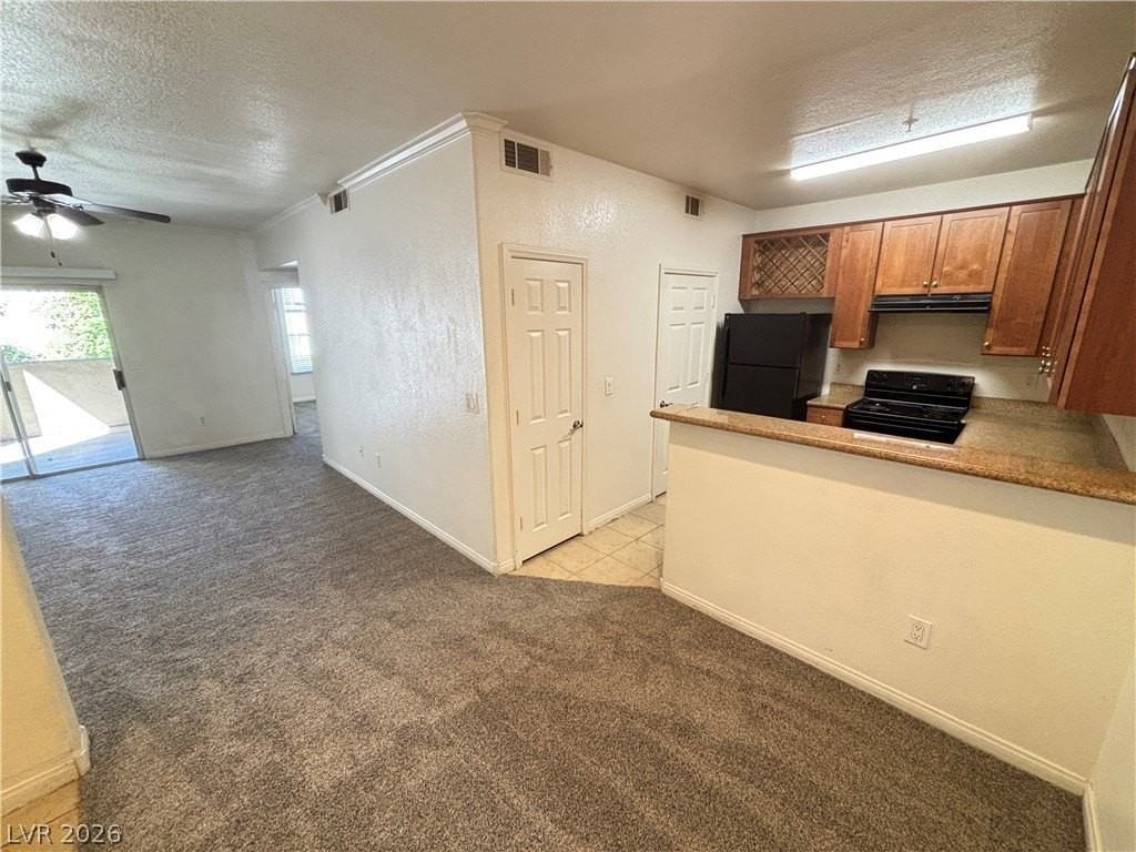 4400 S Jones Blvd #1041 - Photo 6 of 22