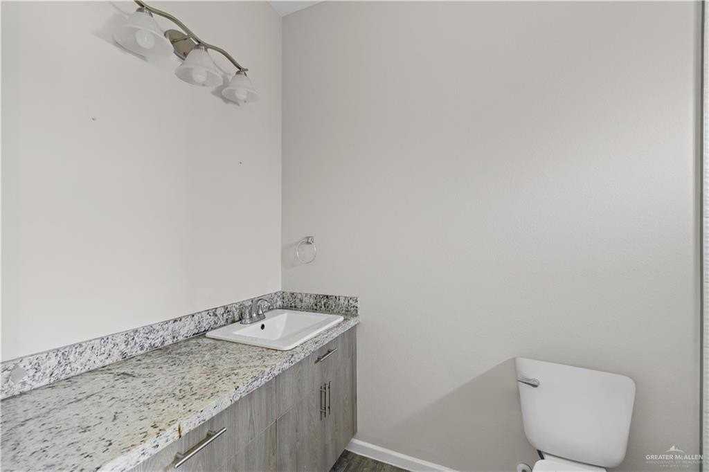 912 N Kentucky St #3 - Photo 7 of 12