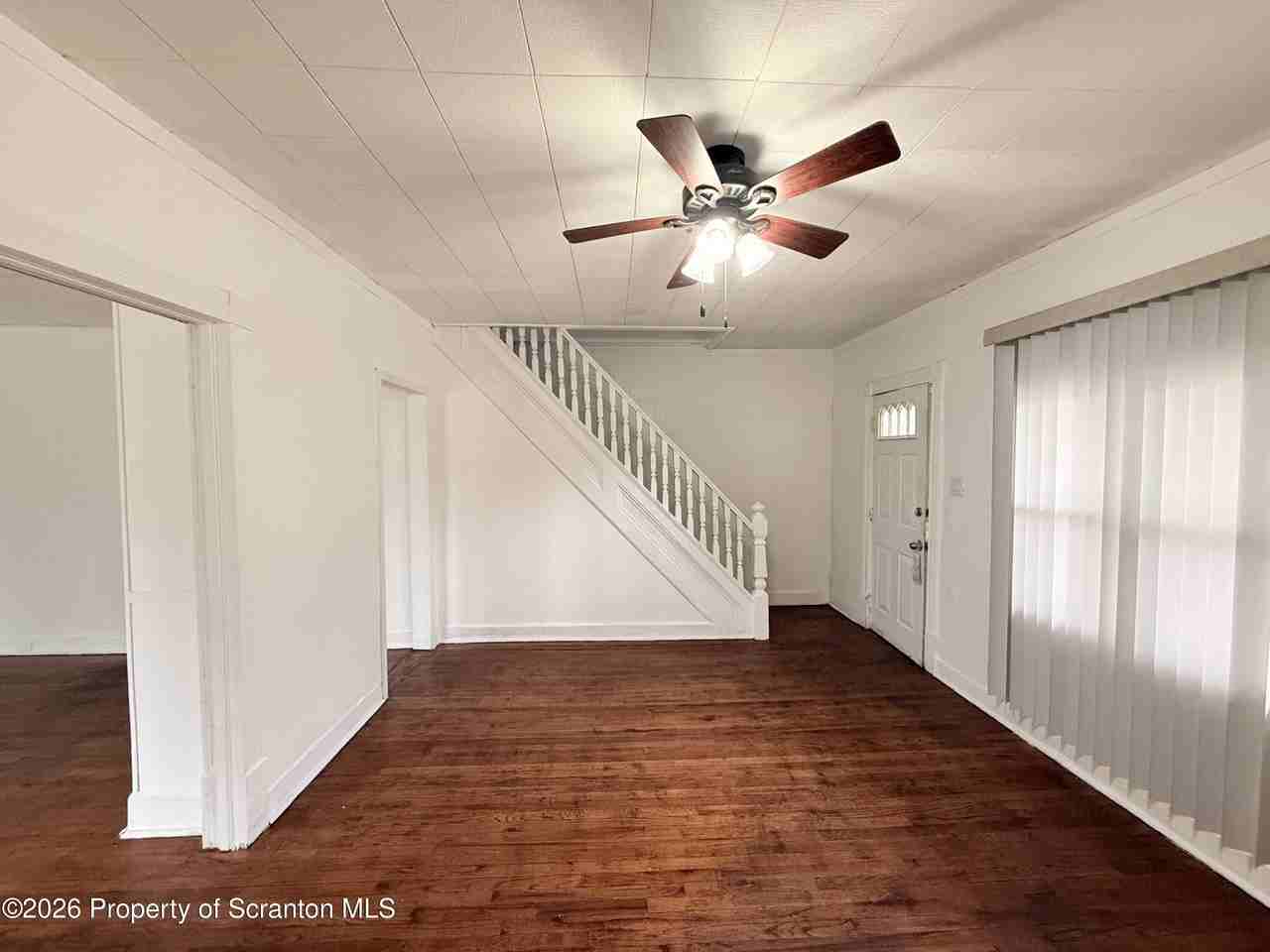 2920 Marvine Ave - Photo 4 of 17