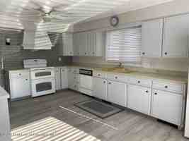 featured image of 131 S Blakely St