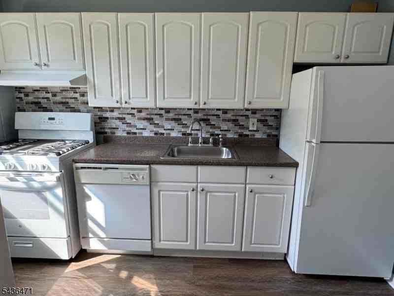 803 Mountain Ave Apt A - Photo 7 of 14