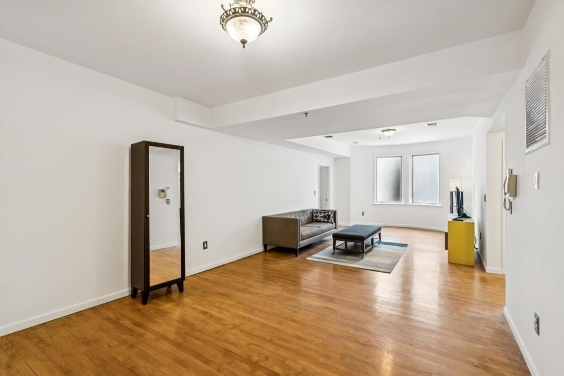 515 Gregory Ave #3 - Photo 2 of 12