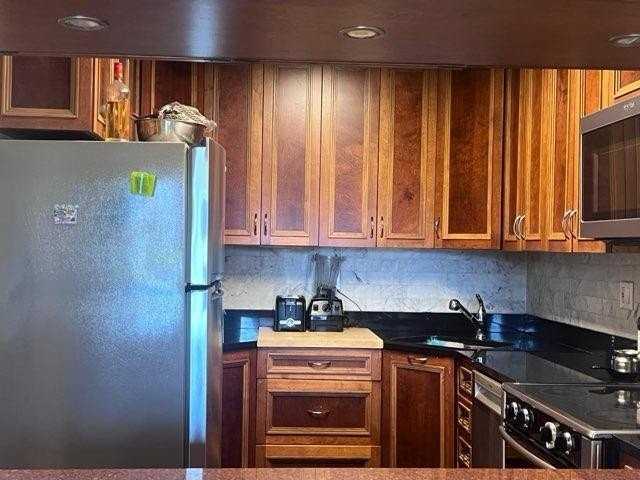 1 Greene St #505 - Photo 2 of 10
