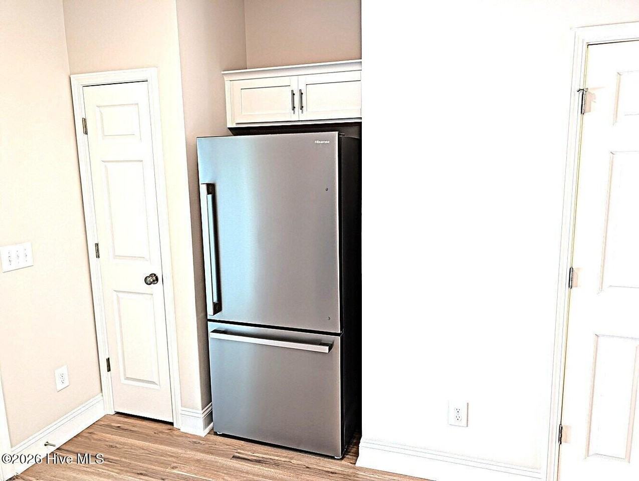 138 Loren Rd - Photo 5 of 16