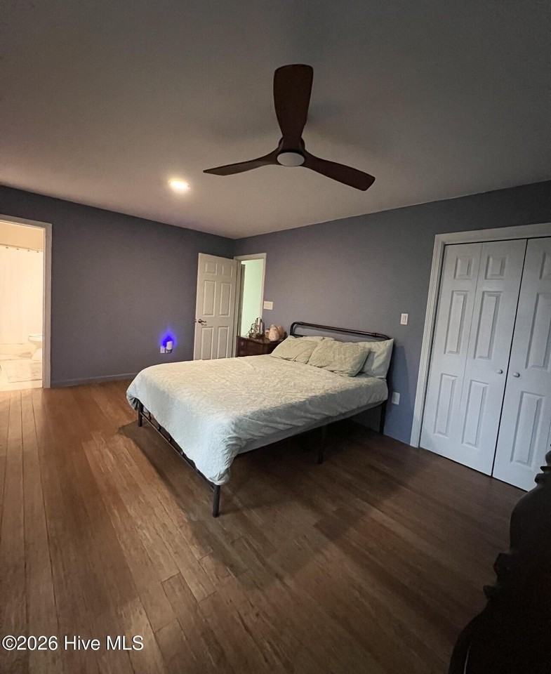 131 River Shore Dr - Photo 2 of 9