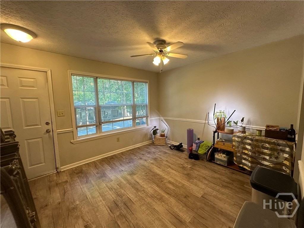 116 Jolly Ln - Photo 6 of 17