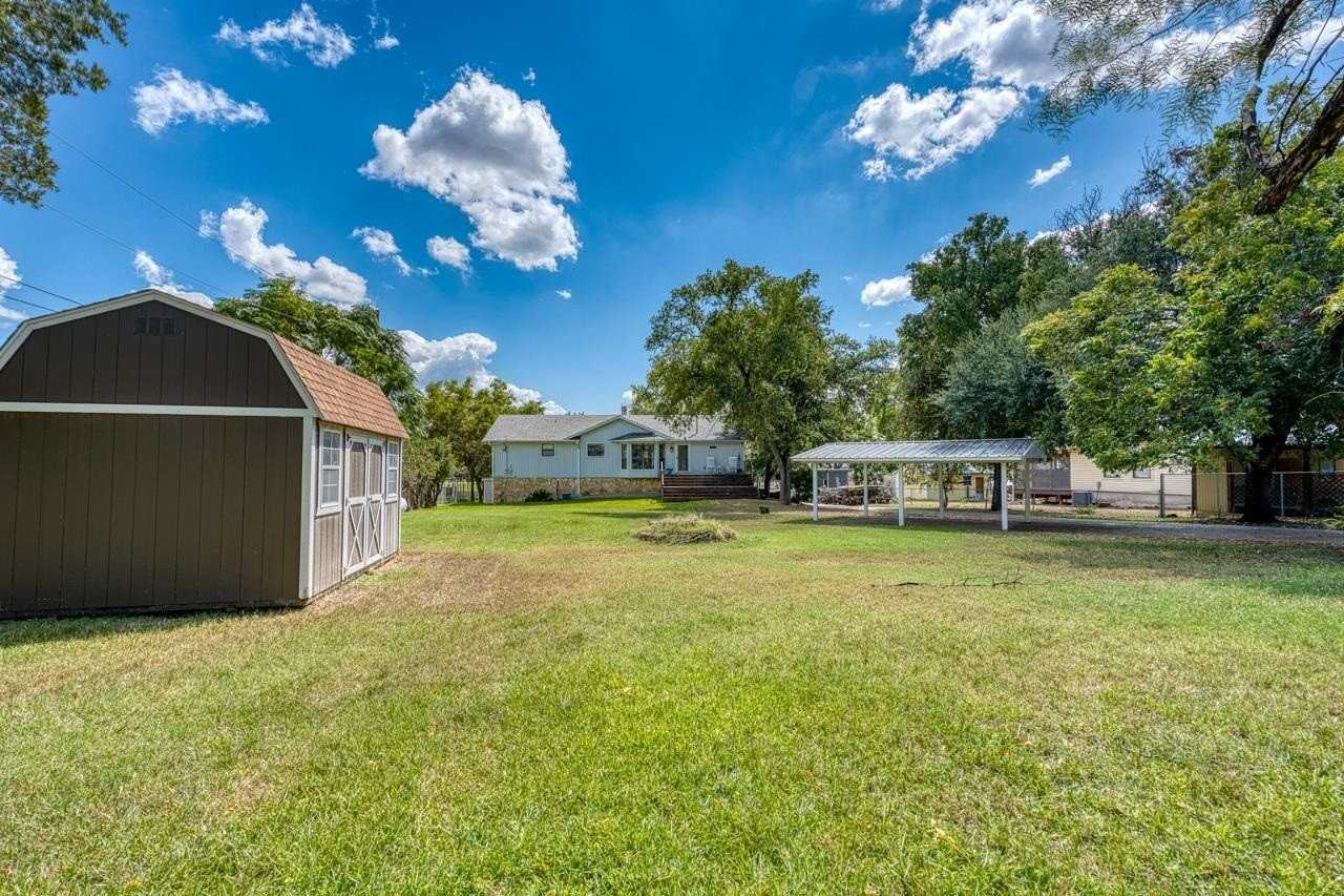 303 Granite Shoals Ln - Photo 3 of 33