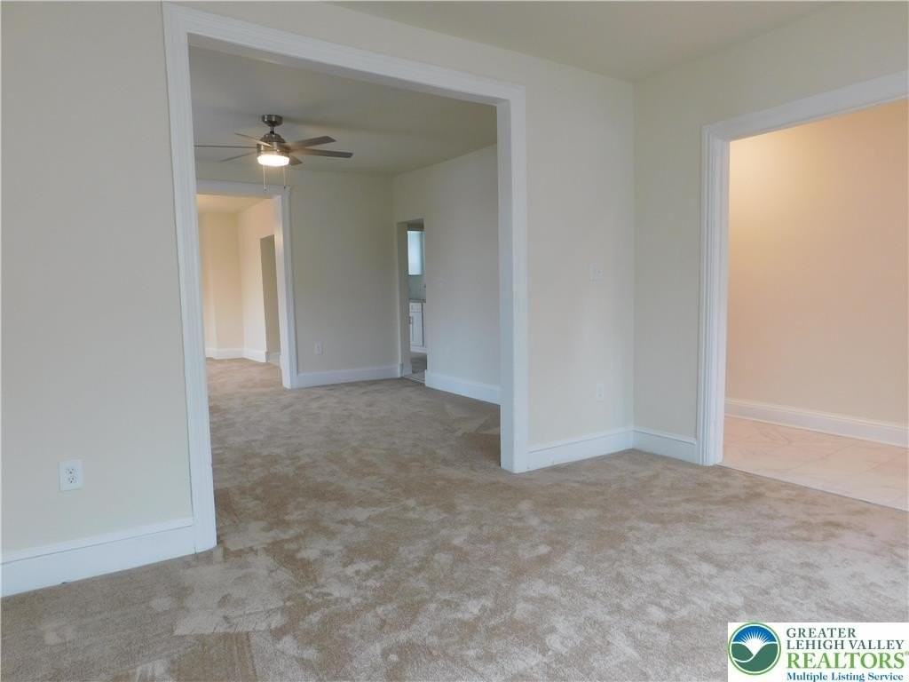 68 W Union Blvd - Photo 7 of 35