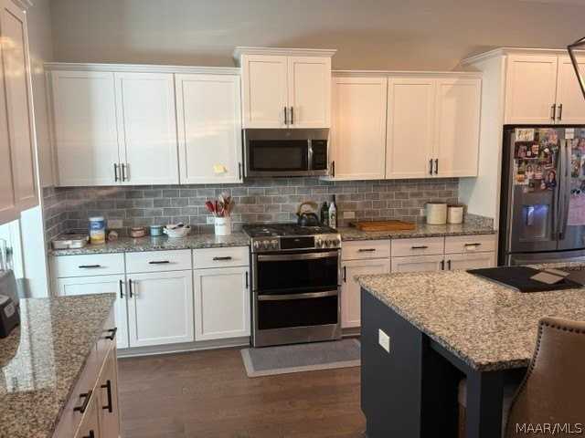 9095 Helena Dr - Photo 4 of 18