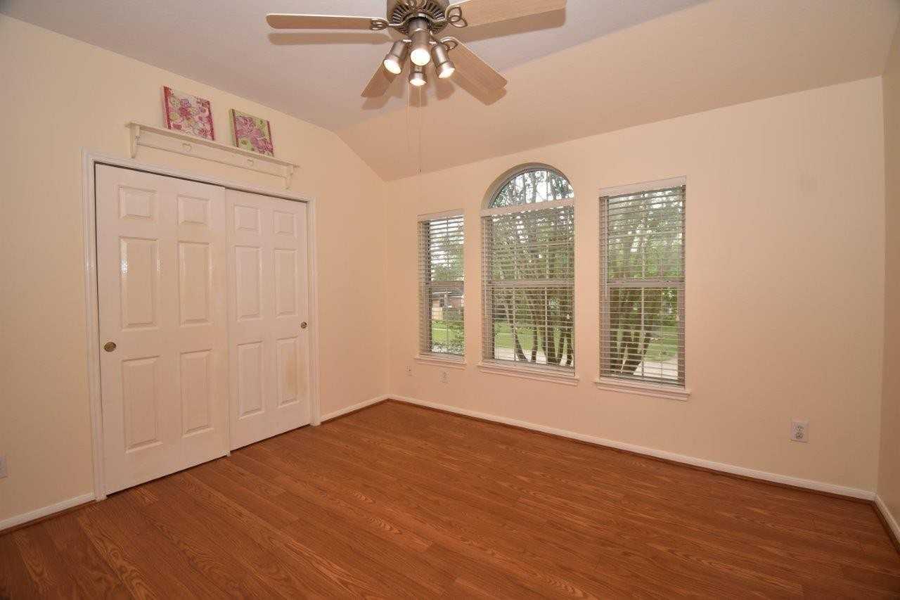Buckley Ln - Photo 5 of 8