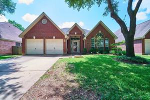 featured image of Oak Valley Dr