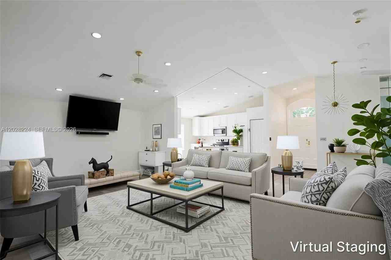 7577 Caprio Dr - Photo 4 of 18