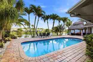 10227 Sw 49th Ct - Photo 1 of 1