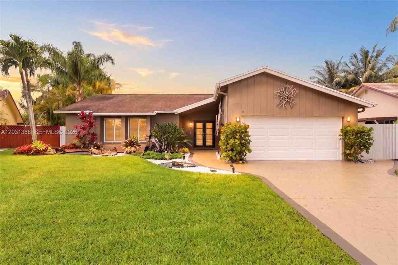 10227 Sw 49th Ct - Photo 4 of 5