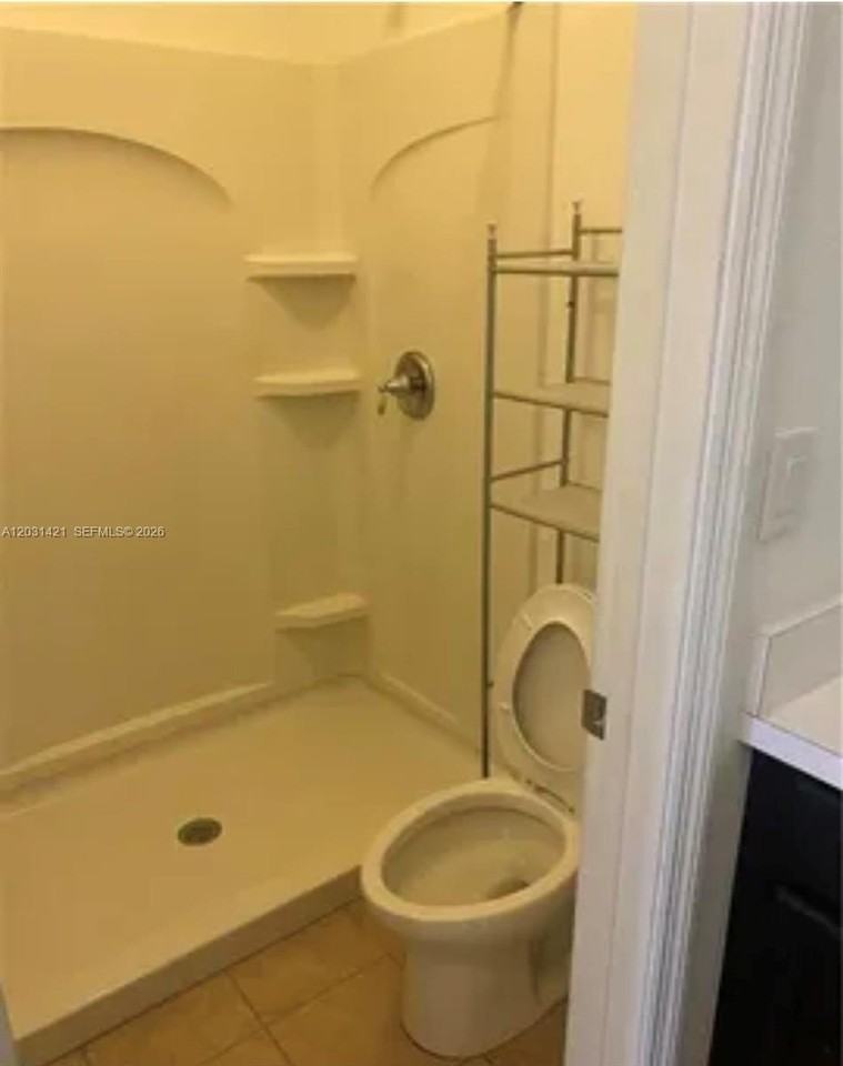 3621 Nw 30th Ct - Photo 7 of 8