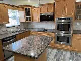 240 N 70th Way - Photo 3 of 23