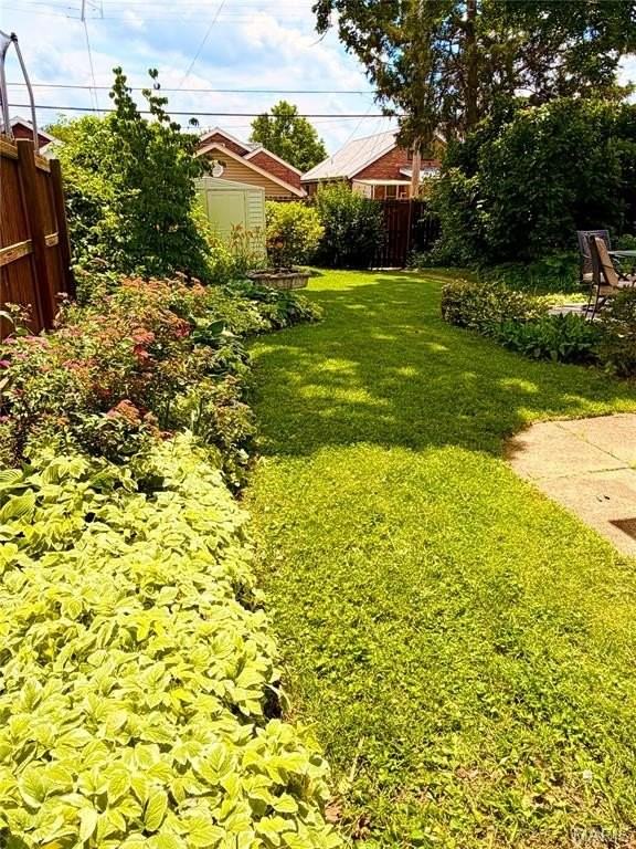 5088 Milentz Ave - Photo 4 of 12