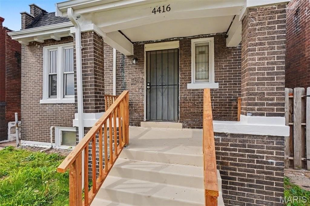 4416 San Francisco Ave - Photo 4 of 29