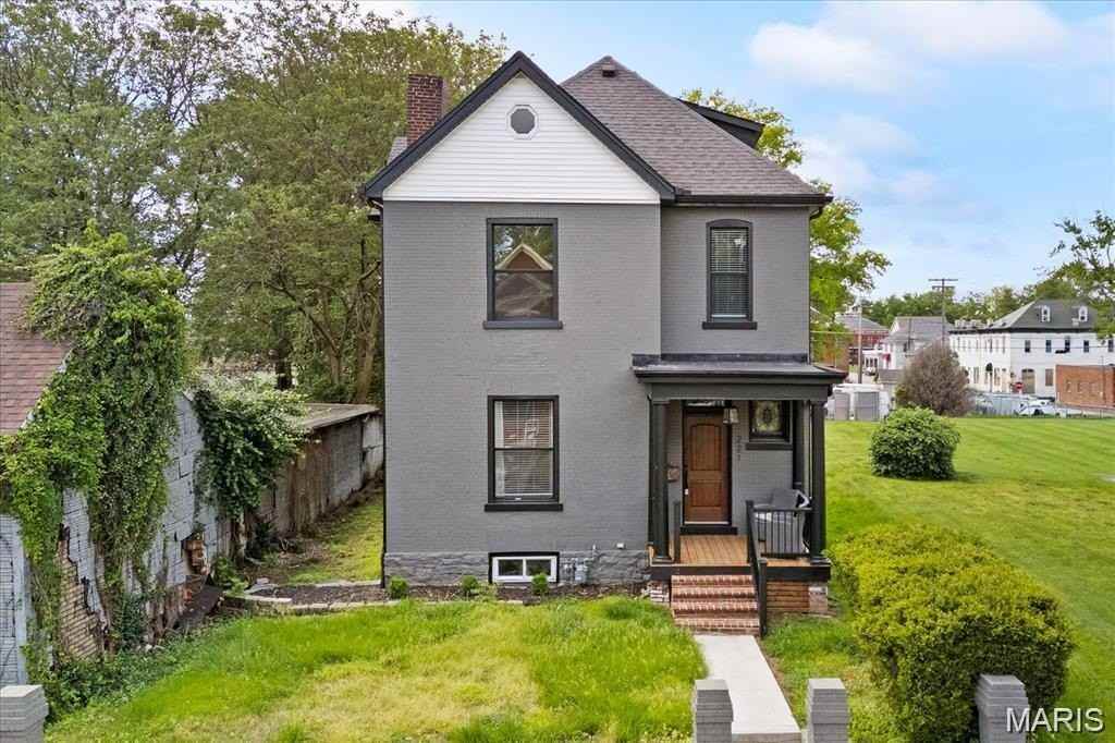 221 N Jackson St