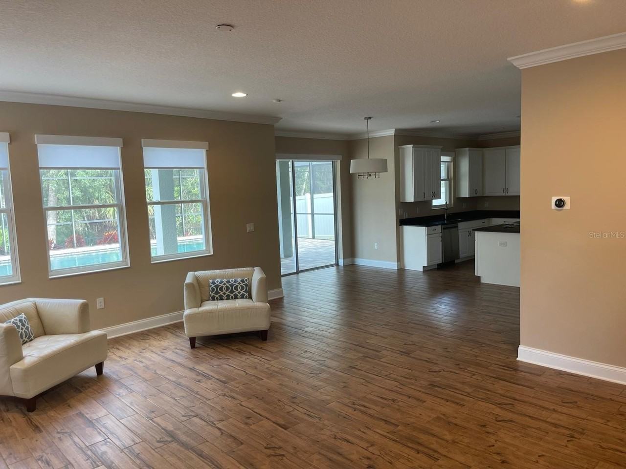 2745 Peony Dr - Photo 5 of 50