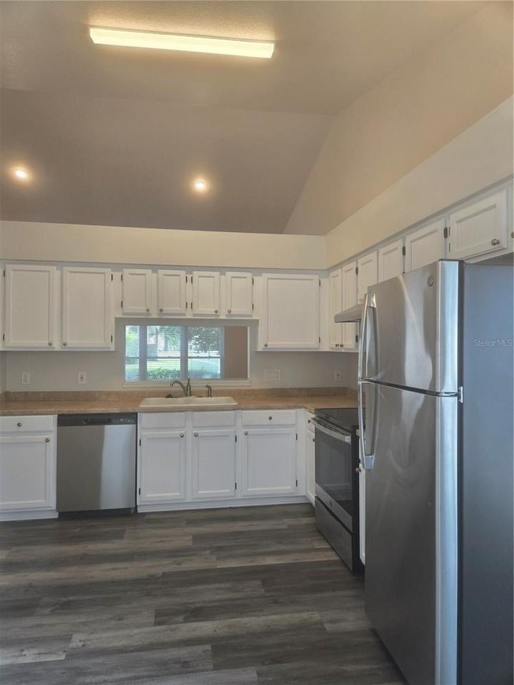 901 Beresford Way - Photo 7 of 21