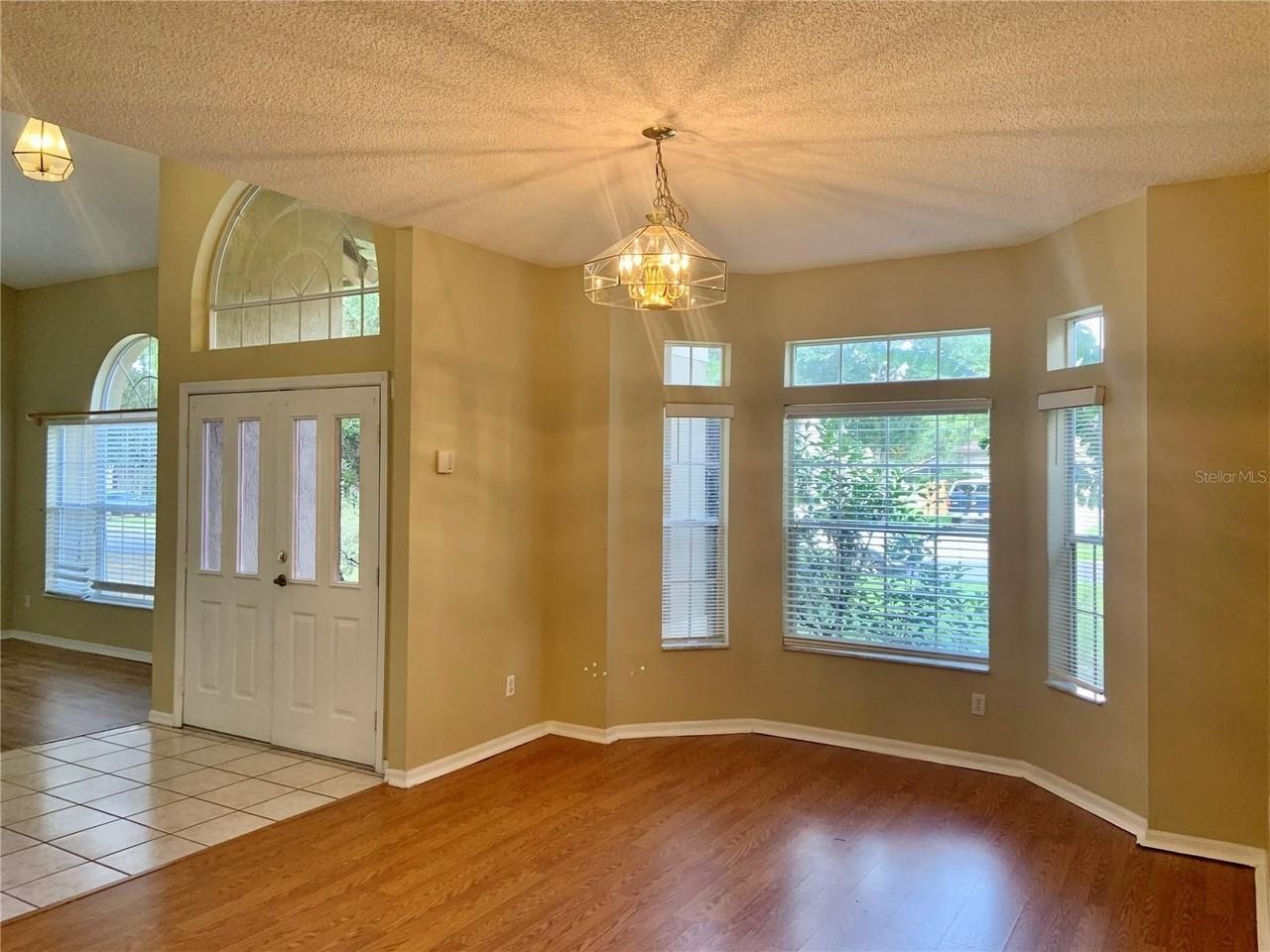 3878 Kingston Oaks Cv - Photo 3 of 17