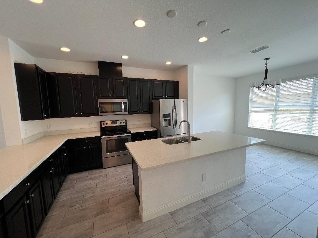 6561 Calamondin Dr - Photo 6 of 30