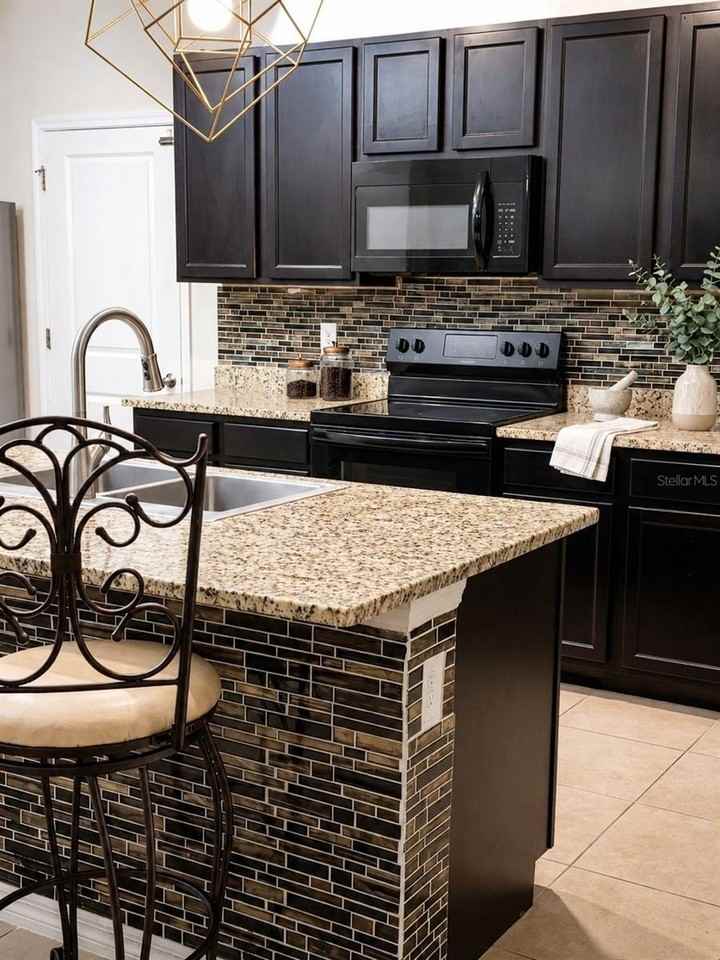 32649 Pez Landing Ln - Photo 5 of 25