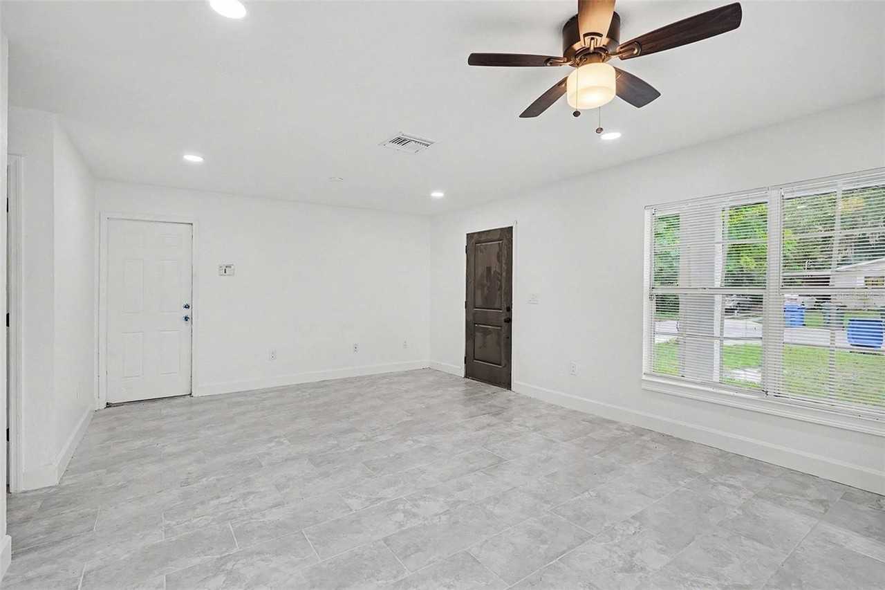 1128 Neville Ave - Photo 5 of 27