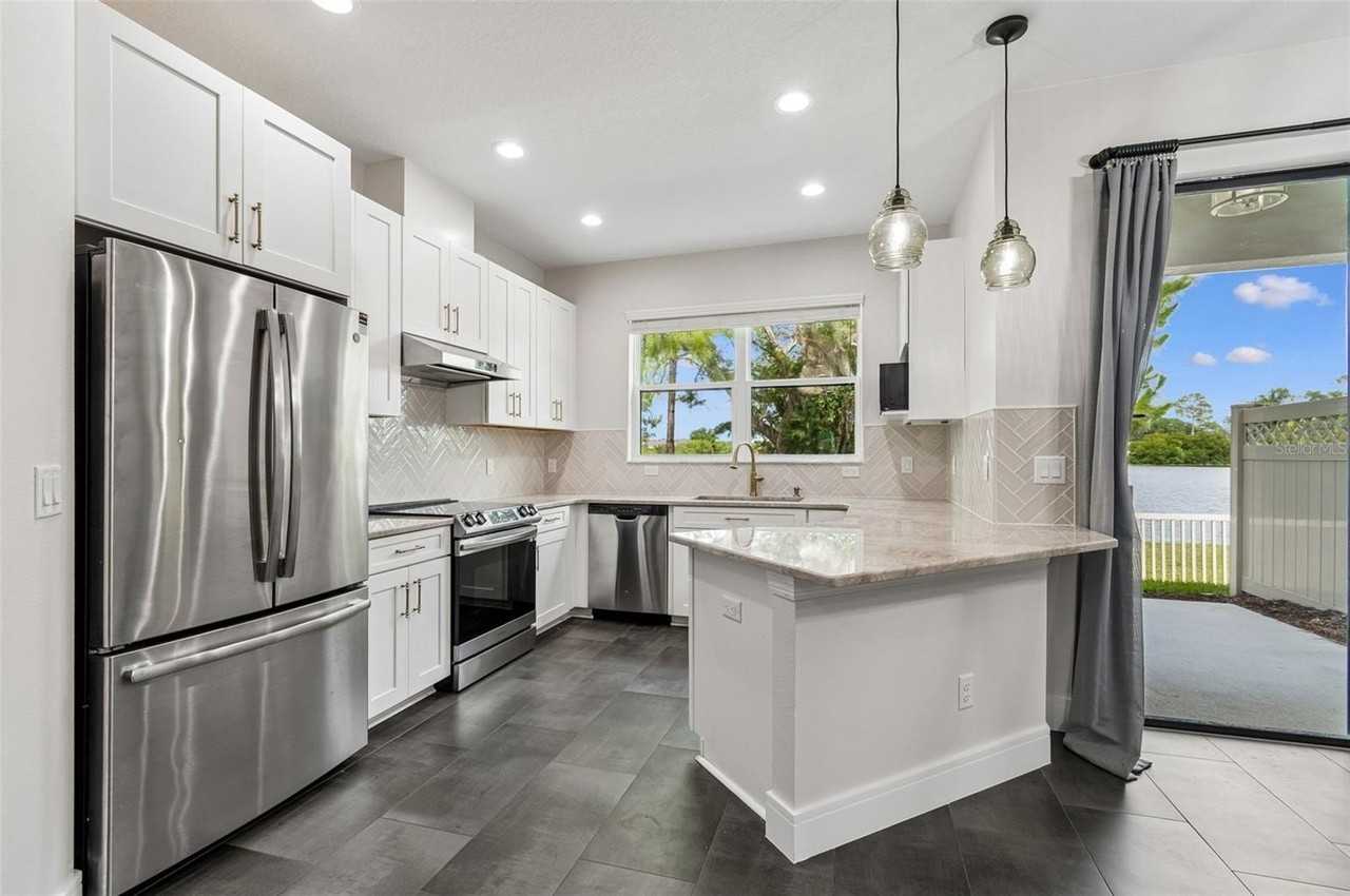 9210 Fox Sparrow Rd - Photo 2 of 36
