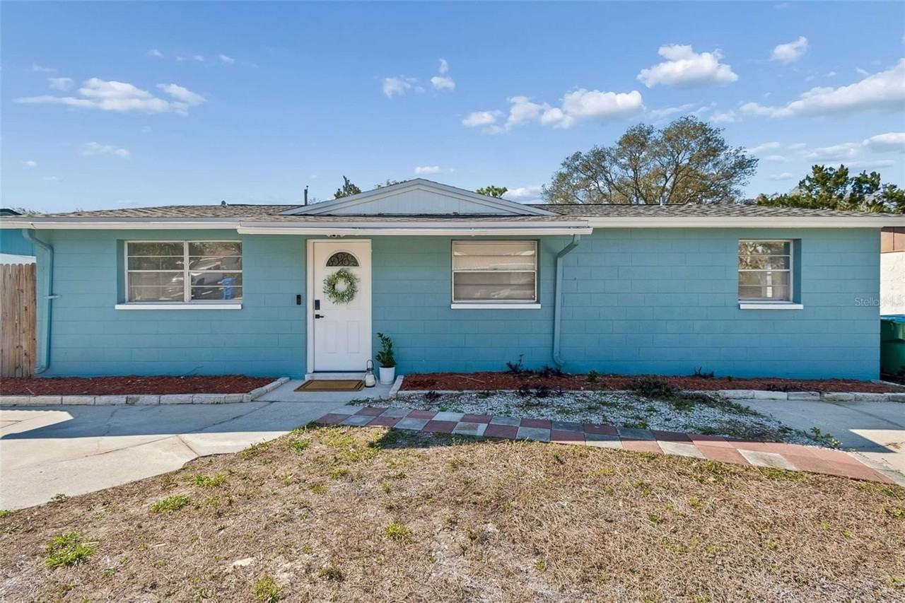 13264 120th Ln - Photo 2 of 50