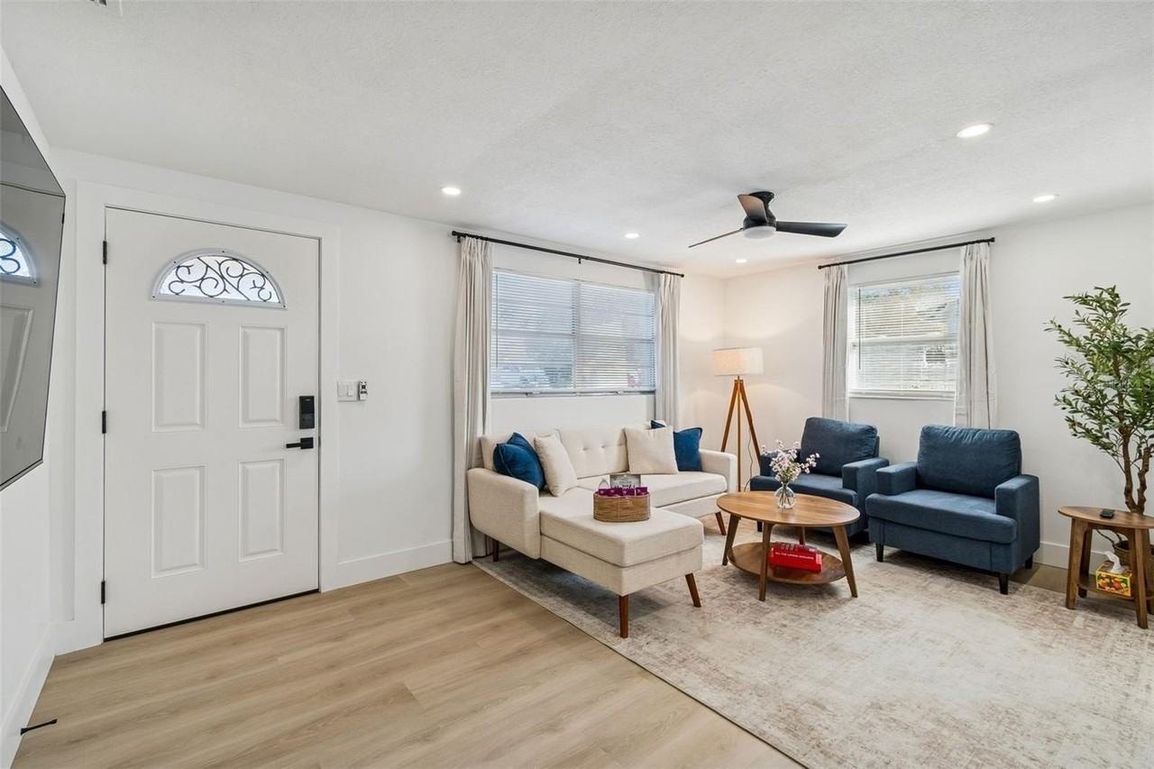 13264 120th Ln - Photo 4 of 50