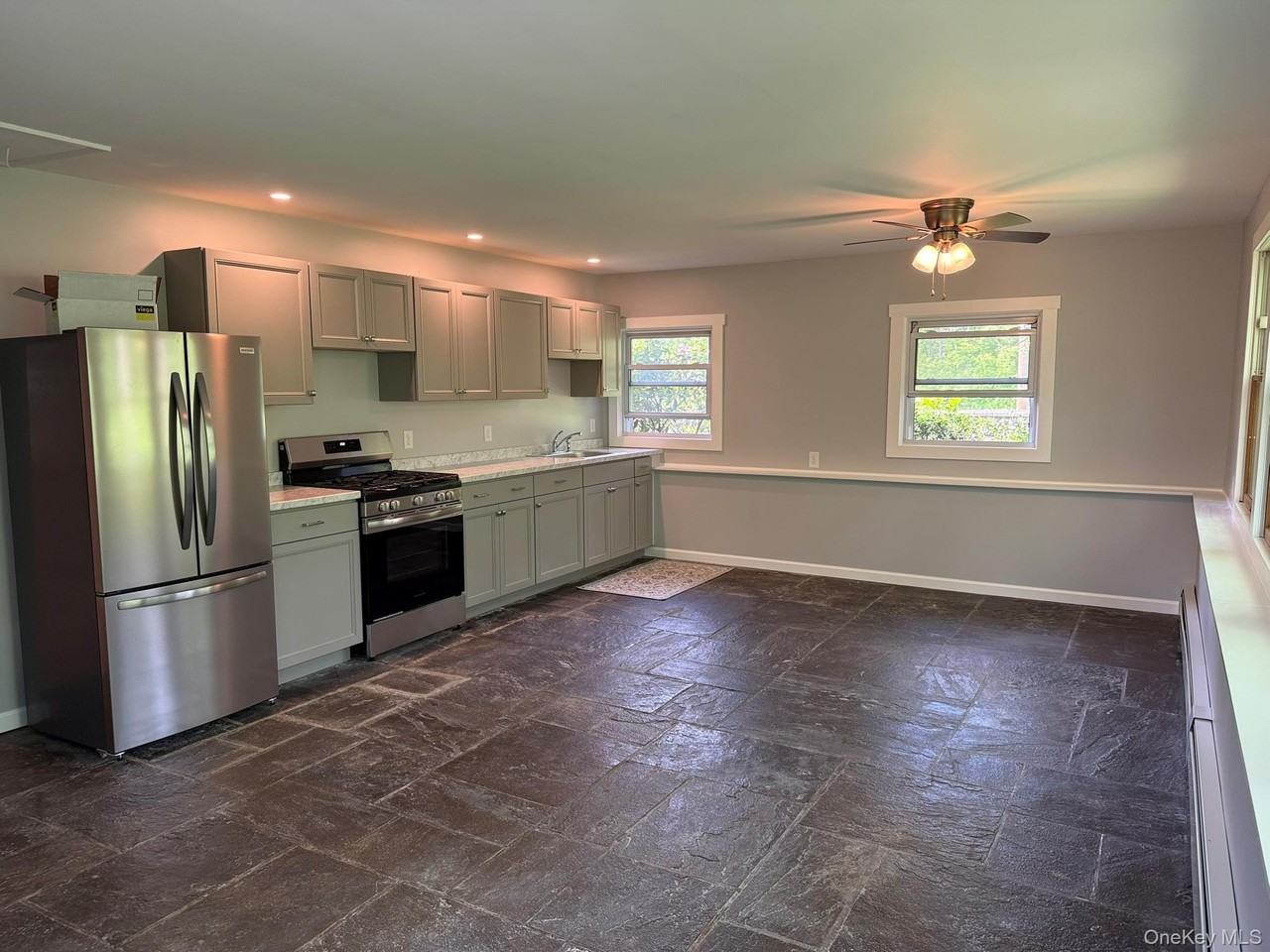 1661 Little Britain Rd #3 - Photo 7 of 22