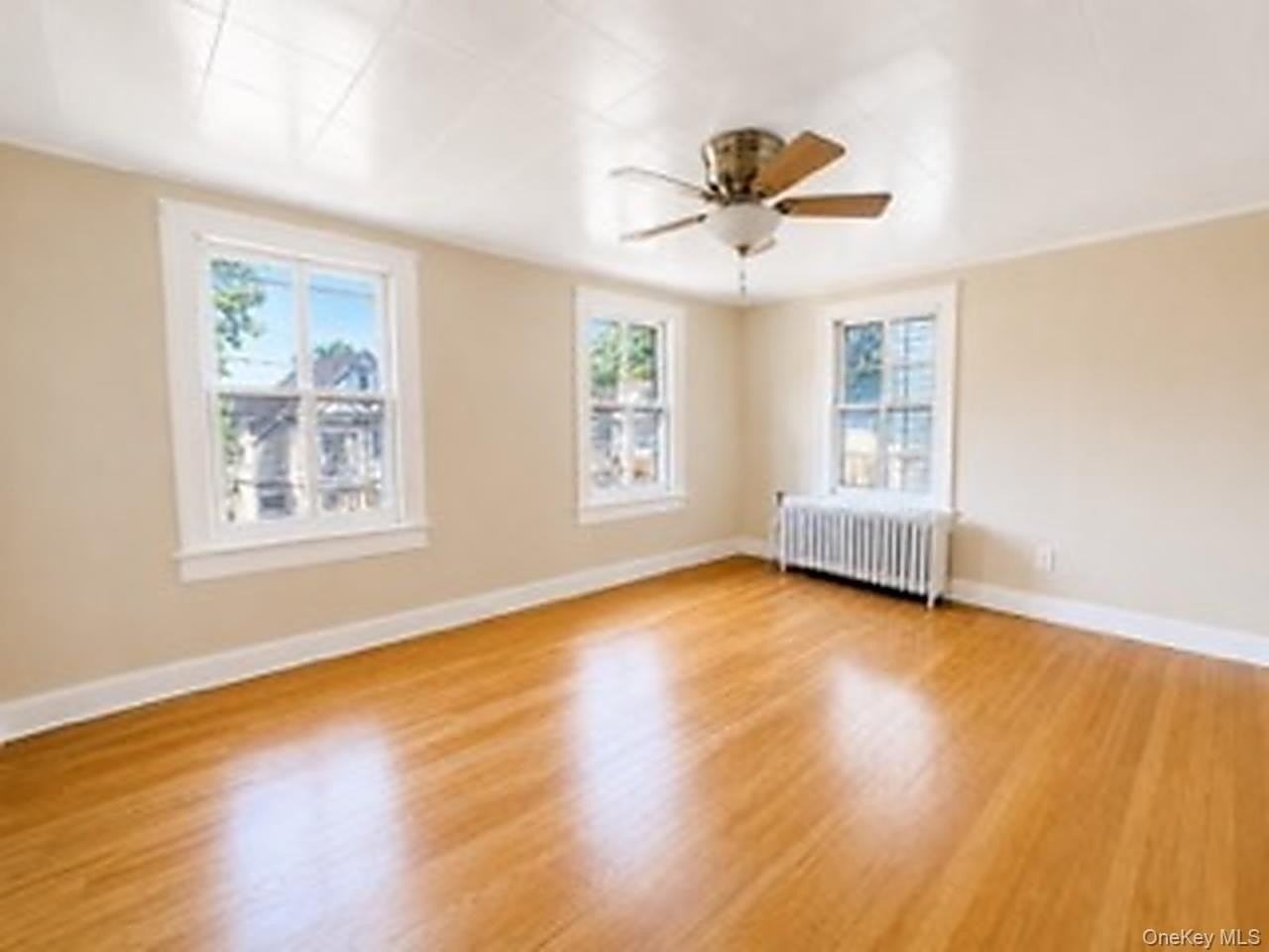 42 Summit St - Photo 5 of 19