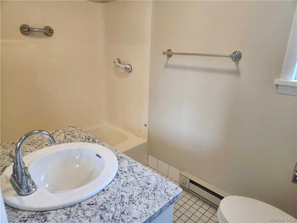 2 Elmhurst Ave - Photo 6 of 11