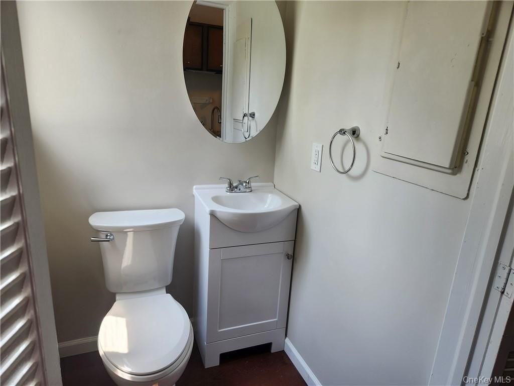 2 Elmhurst Ave - Photo 7 of 11