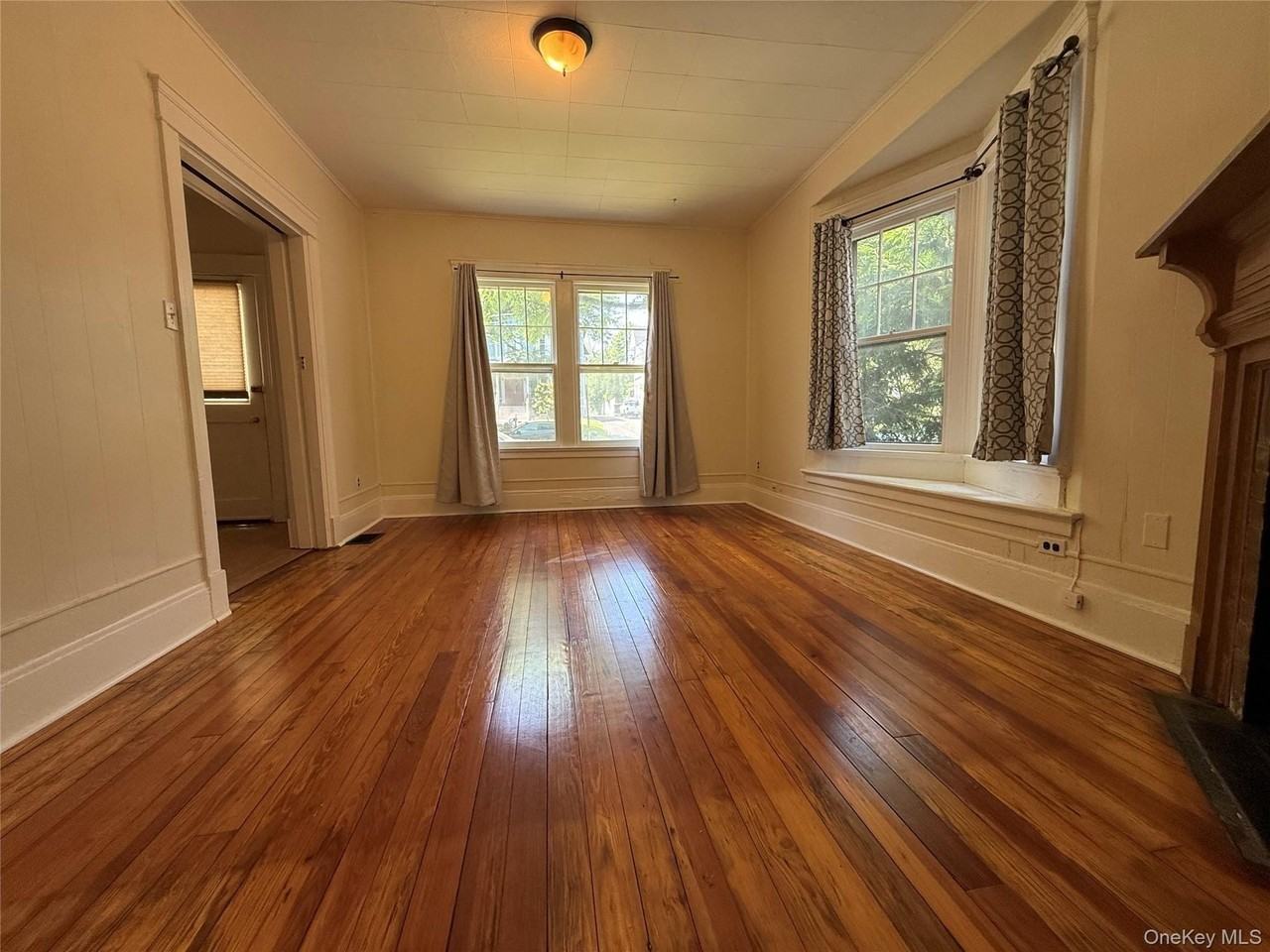 103 S Broadway #103 - Photo 5 of 12