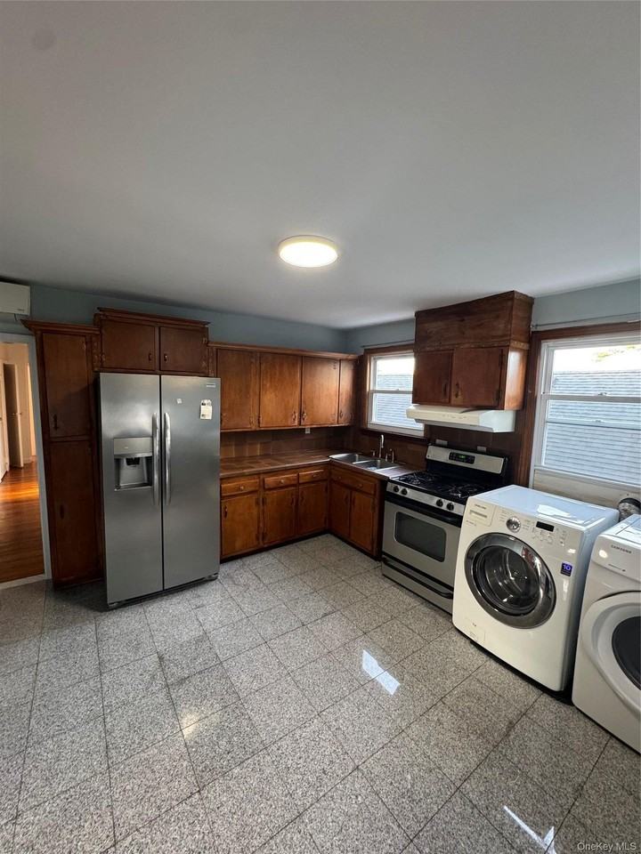 65 Hunts Bridge Rd - Photo 7 of 19