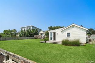 35 Gardners Ln - Photo 1 of 1