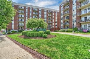 featured image of 35 Park Ave #4S