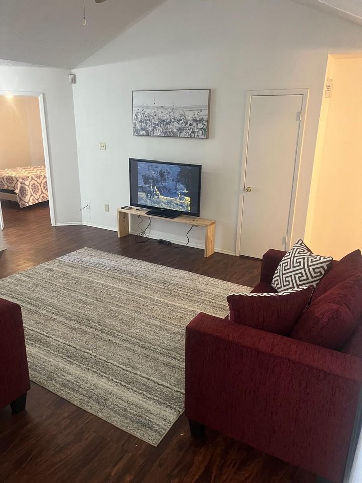 Tidewater Dr - Photo 3 of 28