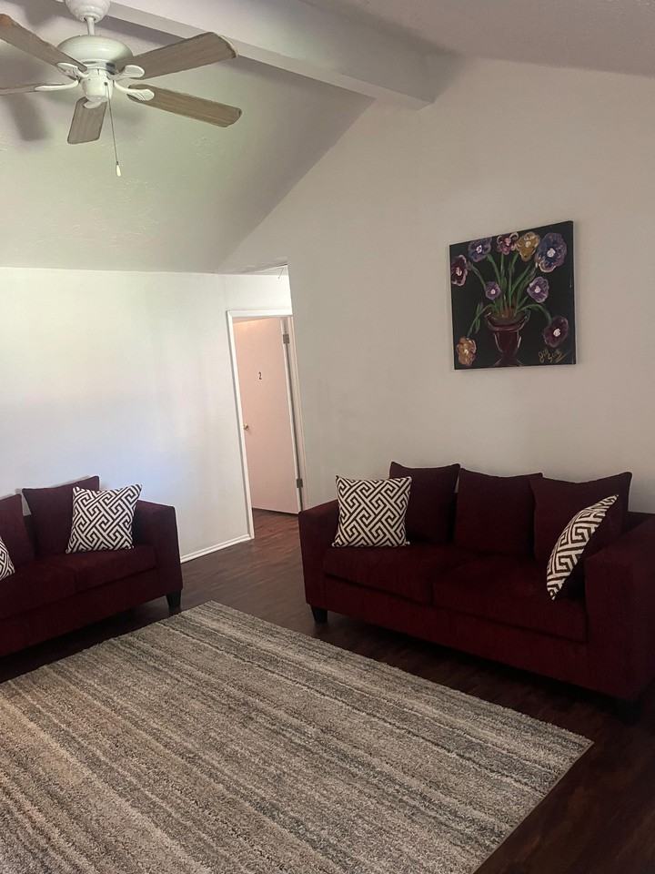 Tidewater Dr - Photo 5 of 28